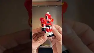 Mecha Santa and Robot Elf make good Christmas tree ornaments! 🎄🤖 #3dprinting