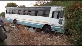 B~E  ACCIDENT GSRTC   bus accident in village@befikarengineer