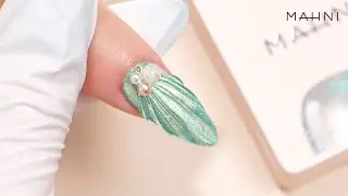 MAHNI 6 | Cateye Creamgel | Ocean Pearl: Cat Eye Cream Gel Seashell Nail