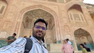 ఈ రాజభవనంలో 12 మంది భార్యలకు 12 గదులు ఉన్నాయి.Rajasthan Anvar palace .