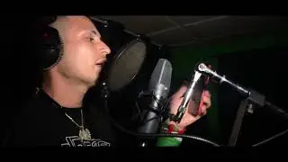 Deebaby feat Prolifek - Control 