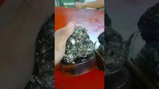 batu emas dari papua