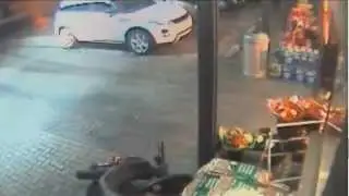 Jonathan Legear crashes Porsche into Gas station [HD]