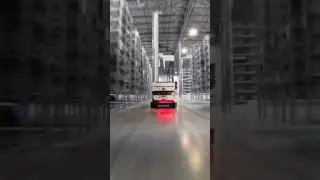 The Warehouse Robot That Picks Orders Faster Than Humans! 🤖⚡