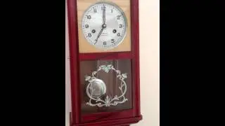 MAHOGANY 15 DAY VINTAGE 555 STRIKING BOX REGULATOR WALL CLOCK