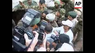 INDIA: BHUJ: EARTHQUAKE DISASTER: RESCUE EFFORTS (V)