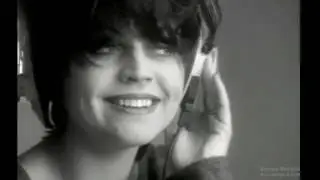 Steinunn &Oacute;l&iacute;na &THORN;orsteinsd&oacute;ttir - Er hann s&aacute; r&eacute;tti? (Music Video)