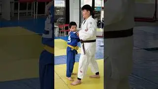 Обучение броску Osoto-gari под руководством Максим Юрьевича.