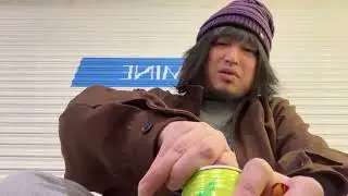 カモメは新島逸平と歌を歌う狩 がライブ配信中！