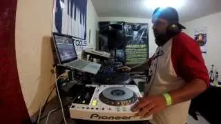 Javier Dee - Summer Sounds Session!!
