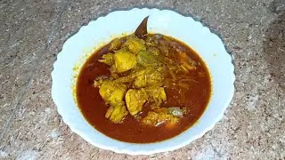 How to make local chicken curry #nurisakitchen #chickencurry 