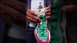 Sneakers On The Wall Nike x Sacai VaporWaffle Villian Red (ASMR)