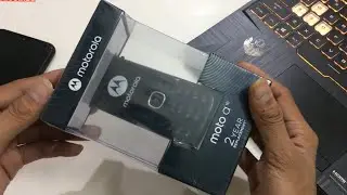 This Feature Phone is Awesome !! Moto A10 Review