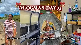 VLOGMAS 9 🎁 | I buy a microwave, We go shopping & Visit the milliner.