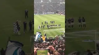 Guido Burgstaller in der Nordkurve!