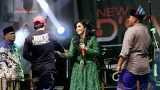 SI KECIL // REZA SUGIARTO // NEW D'SWARA MUSIC // LIVE DESA AMBAT TLANAKAN PAMEKASAN