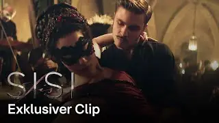 Exklusiver Clip: Bei diesem Tanz knistert es zwischen Sisi und Franz | Staffel 2 | Sisi