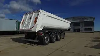 Newton Steel V8 Aggregate Tipping Trailer or Demolition Tipping Trailer with HYDRAULIC POWERED DOOR