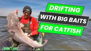 BIG BAITS = BIG CATFISH! - Drifting for Blue Cats from a Kayak
