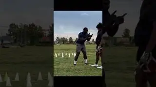 Coach Wren: teaching Defensive Line tip Football knowledge #football #training #1on1coaching #fypシ