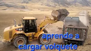 #cargar #volcador con #pala #cargadora #caterpillar 