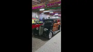 1933 Ford Custom Woody For Sale | Volo Museum Auto Sales V22102