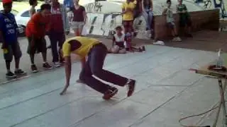 B BOY MUXIBINHA,Perna Longa......