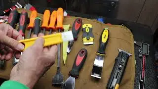 OLFA Scraper: One inch. One millimeter. One tough tool for small jobs.
