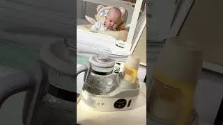 Baby Bottle Warmer &ndash; Fast & Safe Way to Heat Milk! #baby#shorts