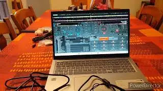 Test contr&ocirc;leur Hercules Universal DJ, avec Virtual DJ.