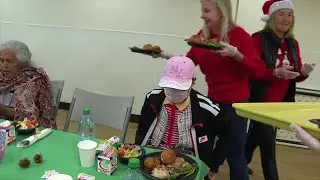 San Diego Rescue Mission brings Christmas early with haircuts, meals