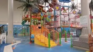 West Edmonton Mall & Calgary: Day Three (WEM World Waterpark)