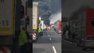 Brand auf der Autobahn A61 bei Erftstadt