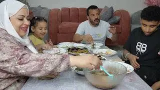 تحدي اكل مع لمه العيله على سفره يوم الاجازه علي تعالوا شوفوا واسمعوا اللي حصل🤫