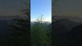 bivak v severni steni Storžiča z prelepim razgledom #storžič #storžičjezakon