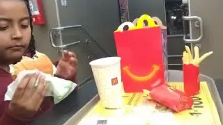 meu nome &eacute; Caroline Raquel Souza.1.109 likes no meu v&iacute;deo
