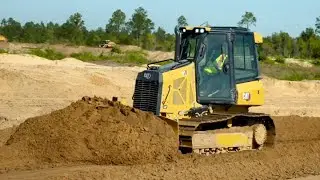 Undercarriage on the Next Generation Cat&reg; D1, D2 and D3 Small Dozers