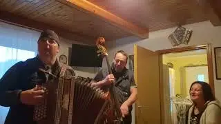 ANSAMBEL PLAZNIK NESTIMA - PA NE GRE, PA NE GRE - MELODIJA B Es As Des ZA SERVIS - PLAZNIK STIMA