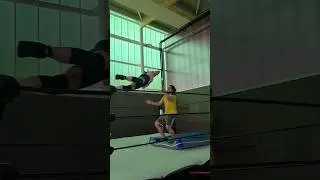 SPRING BOARD CROSSBODY #catch #ecoledecatchaya #wrestling #catchlyon