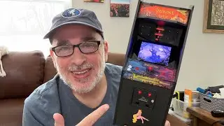 This Tiny Dragon’s Lair Arcade Is INSANE! (Replicade Review)