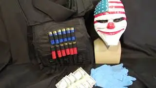 Payday 2 Heist Costume. Mask, Vest, Money, Gloves, UK STOCK