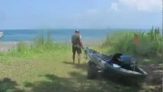 海辺の風景N040　荒波の中を航海する？AFSK（シーカヤック）