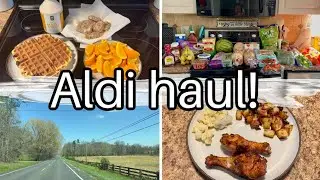 Aldi-Beute, Kirche und Volleyball!