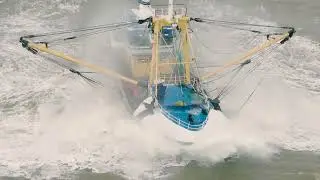 Georgina of Ladram leaving Brixham Harbour during Storm Babet