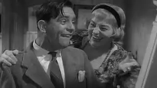 Follow a Star 1959 Norman Wisdom, Burlesque comedy, Sous titres fran&ccedil;ais