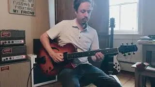 Testing a long scale Sadowsky LS-15 at CR Guitars