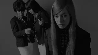 Remember (Walkin' in the Sand)  THE SHANGRI LAS  (with lyrics)