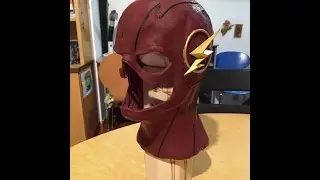 How To Make a Latex Mask Tutorial - Realizzazione di una maschera in lattice (The Flash CW TV)