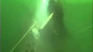 Underwater Rock Breaking.wmv