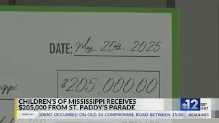 Hal&rsquo;s St. Paddy&rsquo;s Parade & Festival makes 2025 donation to Children&rsquo;s of Mississippi